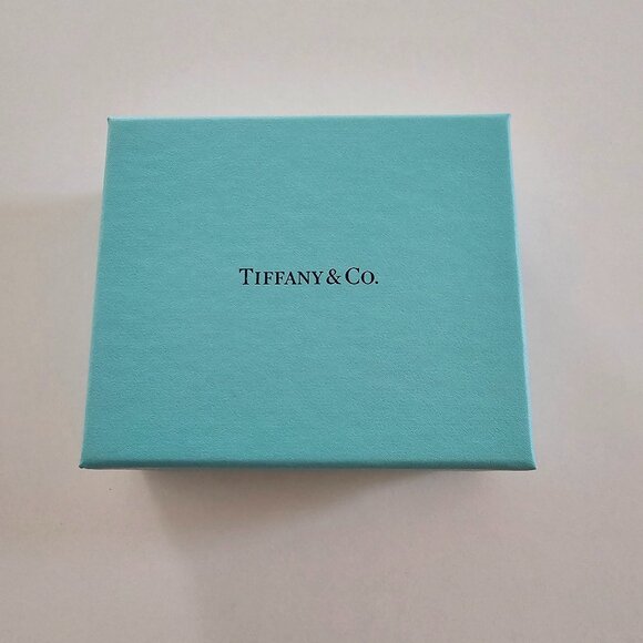 Authentic Tiffany & Co. Collectors' Set - Picture 5 of 11